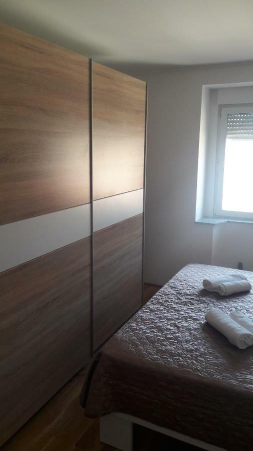 Hotel Apartman Baraka à Šibenik Extérieur photo
