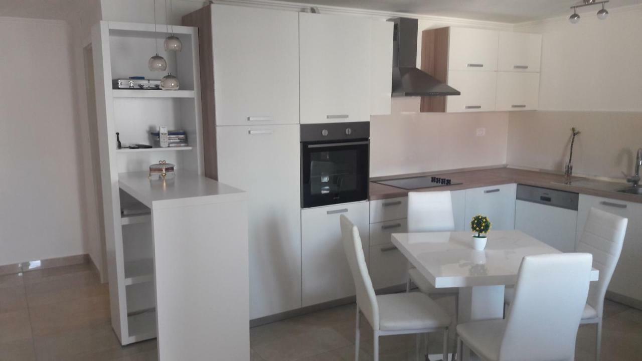 Hotel Apartman Baraka à Šibenik Extérieur photo