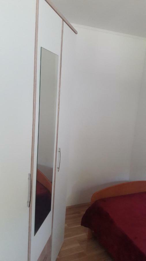 Hotel Apartman Baraka à Šibenik Extérieur photo